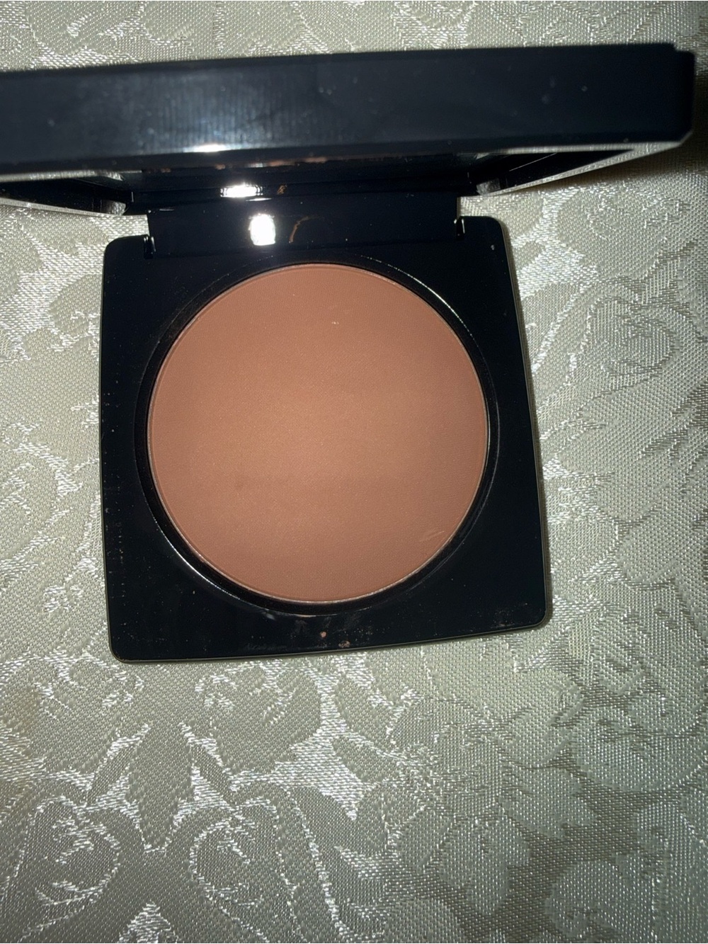 Bobbi Brown Bronzing Powder Bronzer, Medium Pressed Powder Compact 0.31 oz